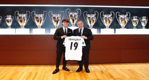 الإصابة تحرم ريال مدريد من اودريوزولا في كأس السوبر الأوروبي